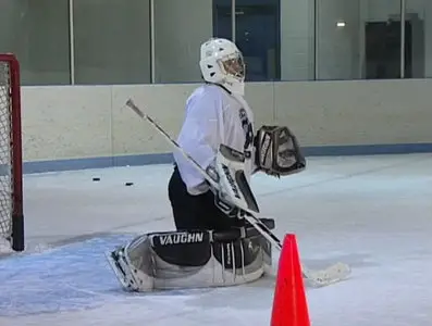 Between the Pipes. Goalie Clinic (2010)