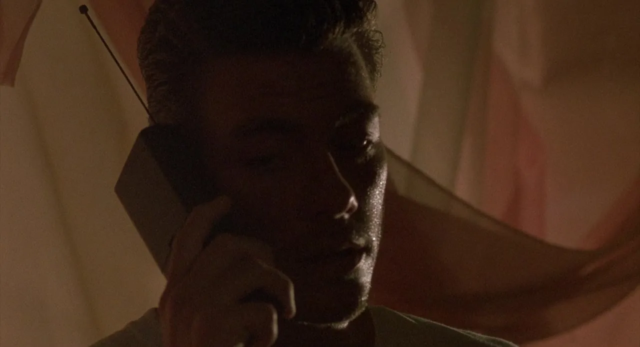 Death Warrant (1990)