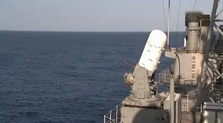 Die USS Ronald Reagan Militaerbasis auf hoher See