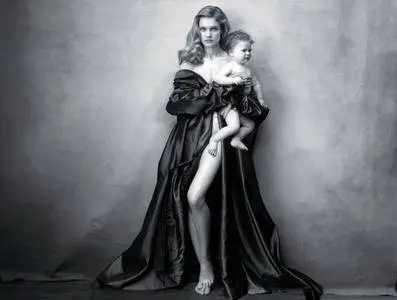 Pirelli Calendar 2016 by Annie Leibovitz