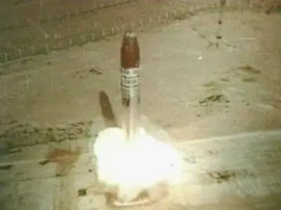 Weapons Races. The Race for the Strategic Ballistic Missile