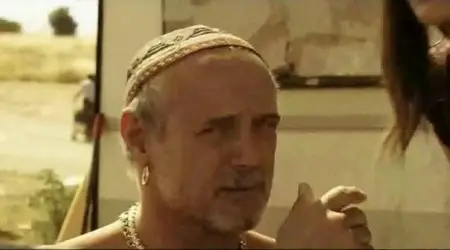 5 (cingue) (2011)