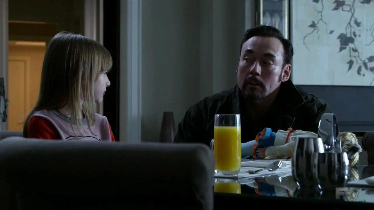 The Strain S01E03 (2014)