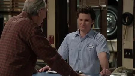 Georgie & Mandy's First Marriage S01E14