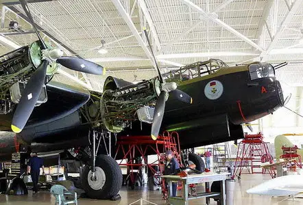 Avro Lancaster Walk Around