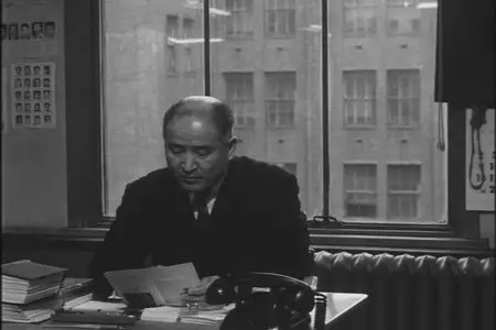 Ningen jôhatsu / A Man Vanishes (1967)