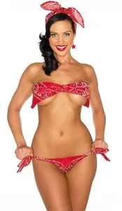 Tiffany Fallon - Playmate of the Year for 2005 (set 1)