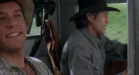 Tremors 2: Aftershocks (1996)