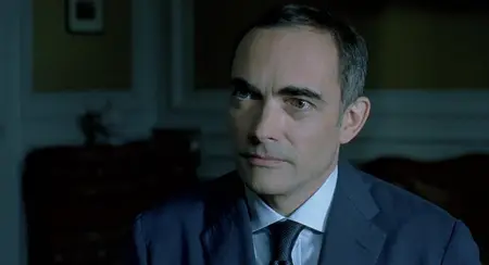 A Girl Cut in Two (2007)