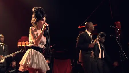 Amy Winehouse: I Told You I Was Trouble (Live in London) (2007)