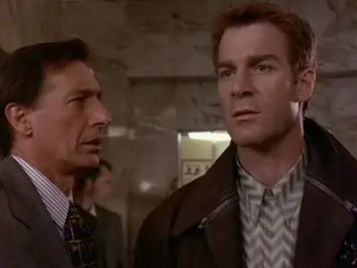 Earth Final Conflict - EFC 0102 - Truth