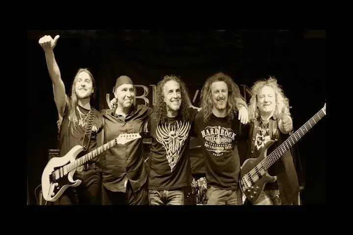 Öblivïon (Oblivion) - Resilience (2018) CD + DVD