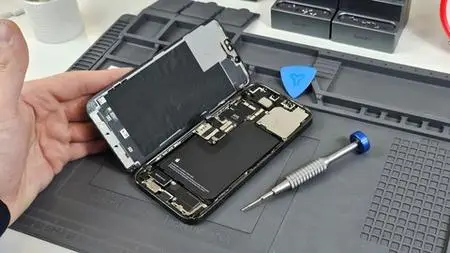 Phone Repair & Unlocking Course ( Icloud Included )