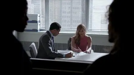 Shades of Blue S03E03