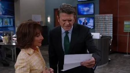 Great News S02E10