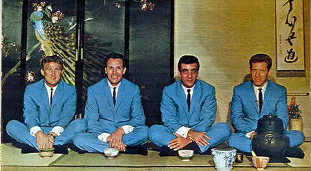 The Ventures - Surf Rock Anthology (2002) [Japan, M&I MYCV-30138]