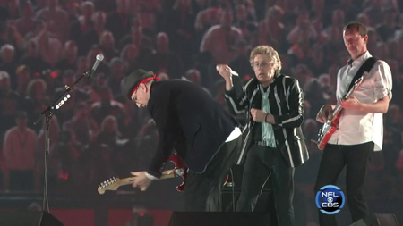 Superbowl XLIV Halftime Show (2010) - The WHO