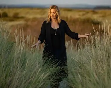 Kate Winslet by Misan Harriman for The Observer 21 February 2021