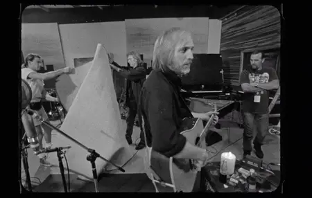 Tom Petty, Somewhere You Feel Free (2021)