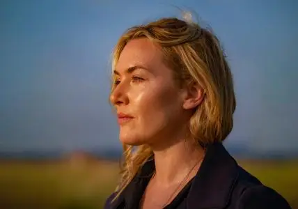 Kate Winslet by Misan Harriman for The Observer 21 February 2021