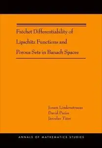 Fréchet Differentiability of Lipschitz Functions and Porous Sets in Banach Spaces