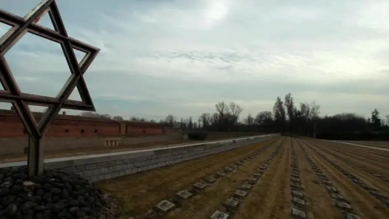 BBC - Remembering the Holocaust: Defiant Requiem (2014)