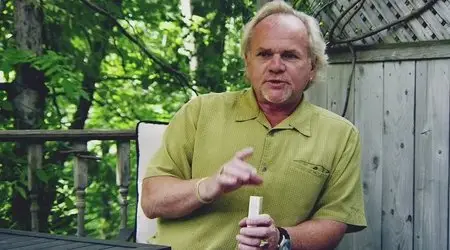 How To Make Money Selling Drugs (2012)
