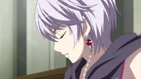 The Qwaser of Stigmata (2010 S01E05 The White Lily of the Battlefield kuchikirukia