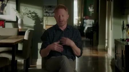 Modern Family S09E06