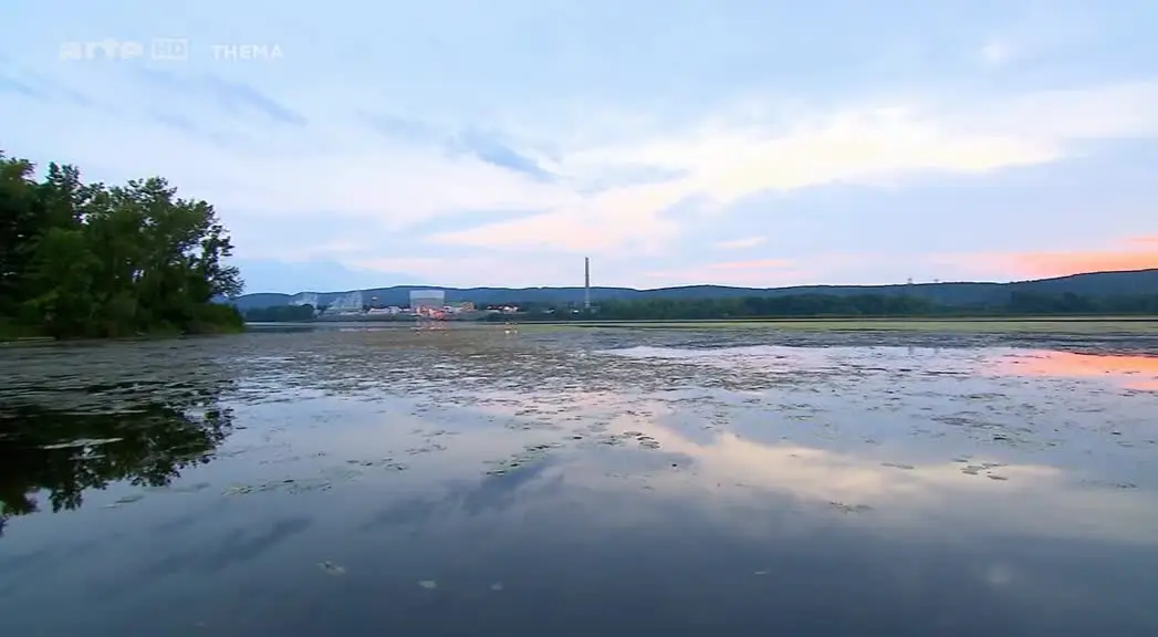 (Arte) Centrales nucléaires, démantèlement impossible ? (2013)