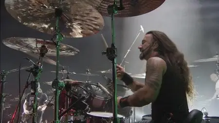 DragonForce - In The Line Of Fire (2015)