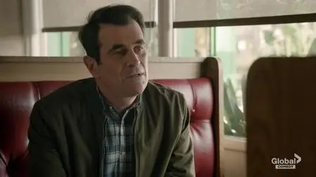 Modern Family S11E11