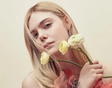 Elle Fanning by Sofia Sanchez & Mauro Mongiello for Harper’s BAZAAR Germany May 2018
