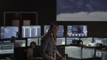 Pine Gap S01E01
