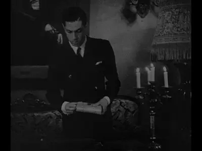 VAMPYR (1932) - (The Criterion Collection - #437) [DVD9+DVD5] [2008]