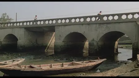 Tau ban no hoi (1982) Boat People