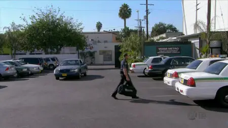 Dexter S05E11 Hop A Freighter