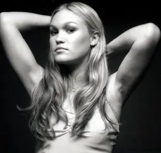 Julia Stiles - Sheryl Nields Photoshoot