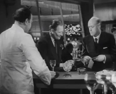 Laughter in paradise (1951)