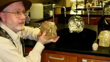 (Fr5) L'énigme des crânes de cristal (2012)