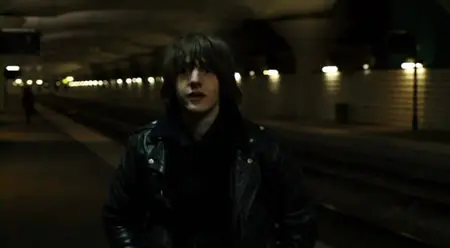 L'âge atomique (2012)