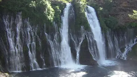 Living Landscapes Earthscapes - World's Most Beautiful Waterfalls (2009)