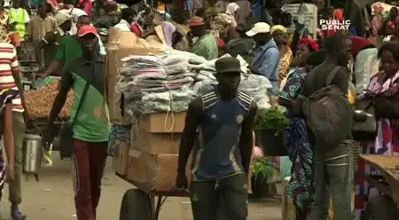 (LCP) Les dessous de la mondialisation - Sénégal, la fripe mondialisée (2015)