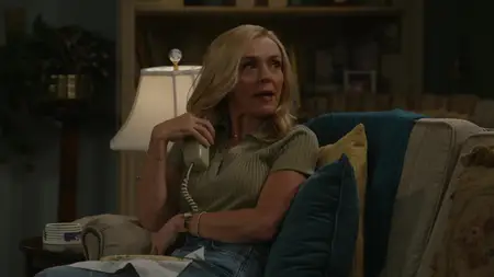 Georgie & Mandy's First Marriage S03E01