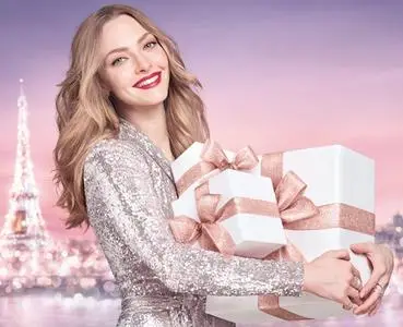 Amanda Seyfried - Lancome Holiday 2021