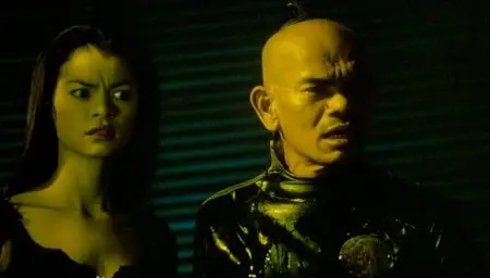 Sars Wars / Khun krabii hiiroh (2004)