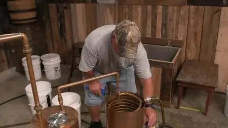 Moonshiners: Master Distiller S02E05 S02E07