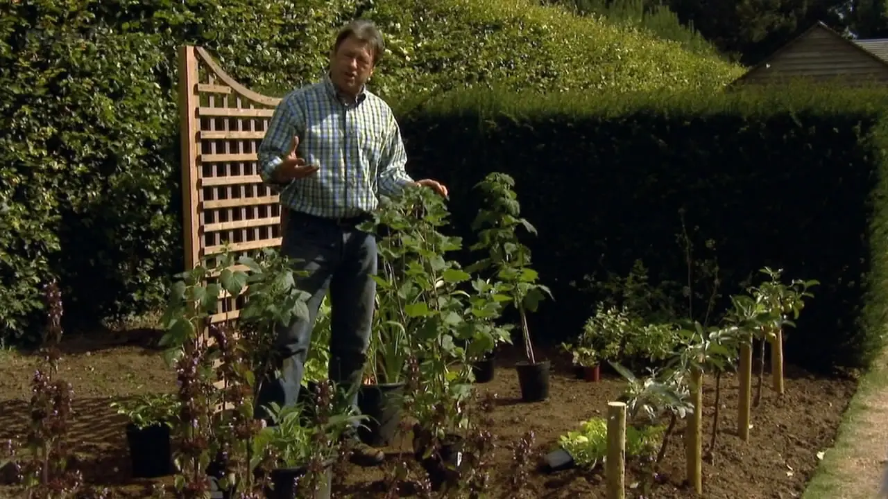 Alan Titchmarsh's - Garden Secrets / AvaxHome