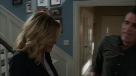 Modern Family S09E05
