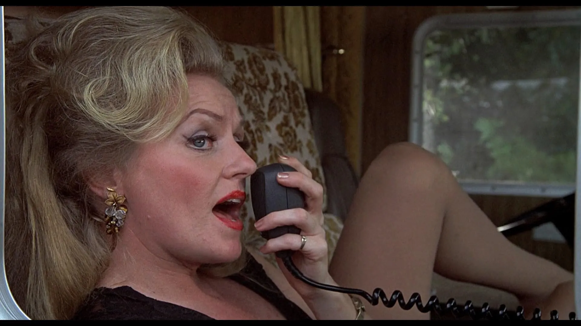 Smokey and the Bandit (1977)